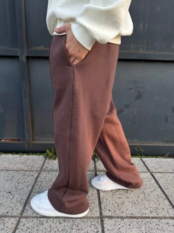 Jogging frisado linea brown - Imagen 4