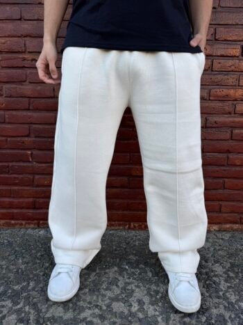 Jogging frisado linea crema