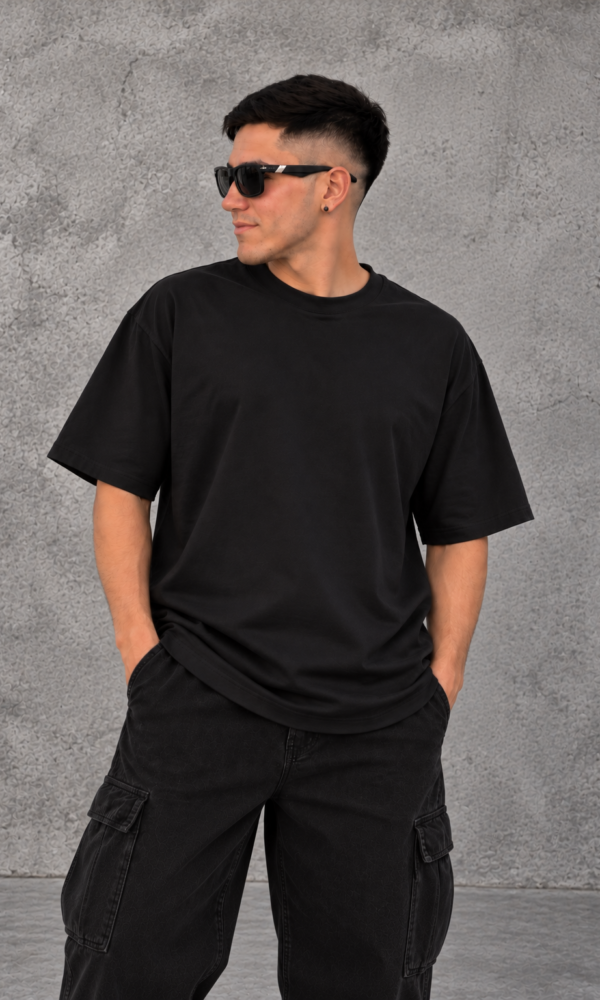 Remera basic oversize Negra