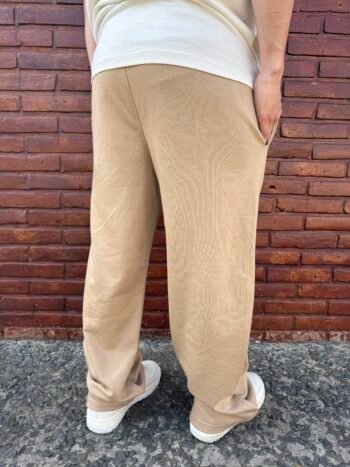 Jogging rustico linea beige - Imagen 4