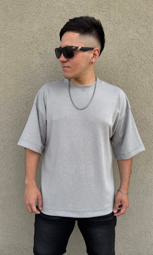 Remera oversize wafle gris